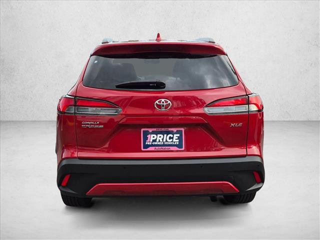 Used 2024 Toyota Corolla Cross XLE FWD image 6