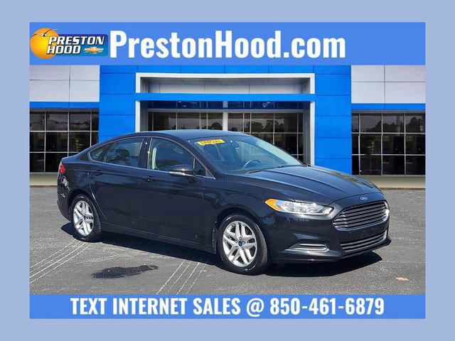Used 2015 Ford Fusion SE FWD image 1