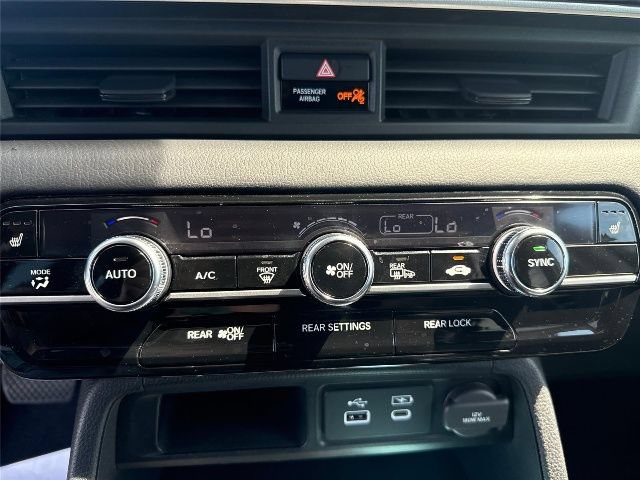 Used 2023 Honda Pilot EX-L image 12