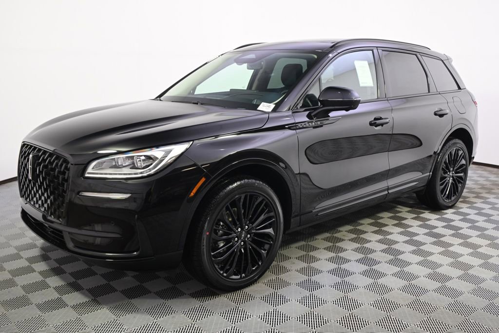 New 2026 Lincoln Corsair Reserve image 2