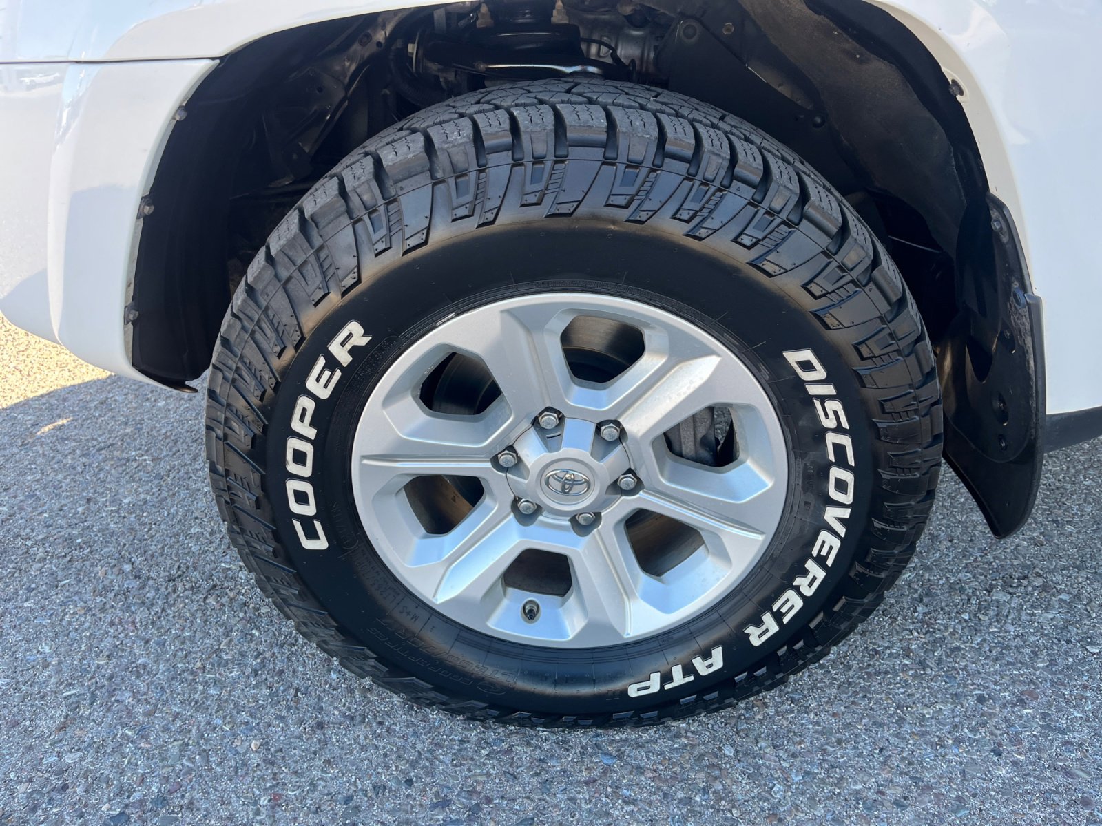 Used 2019 Toyota 4Runner SR5 Premium image 26