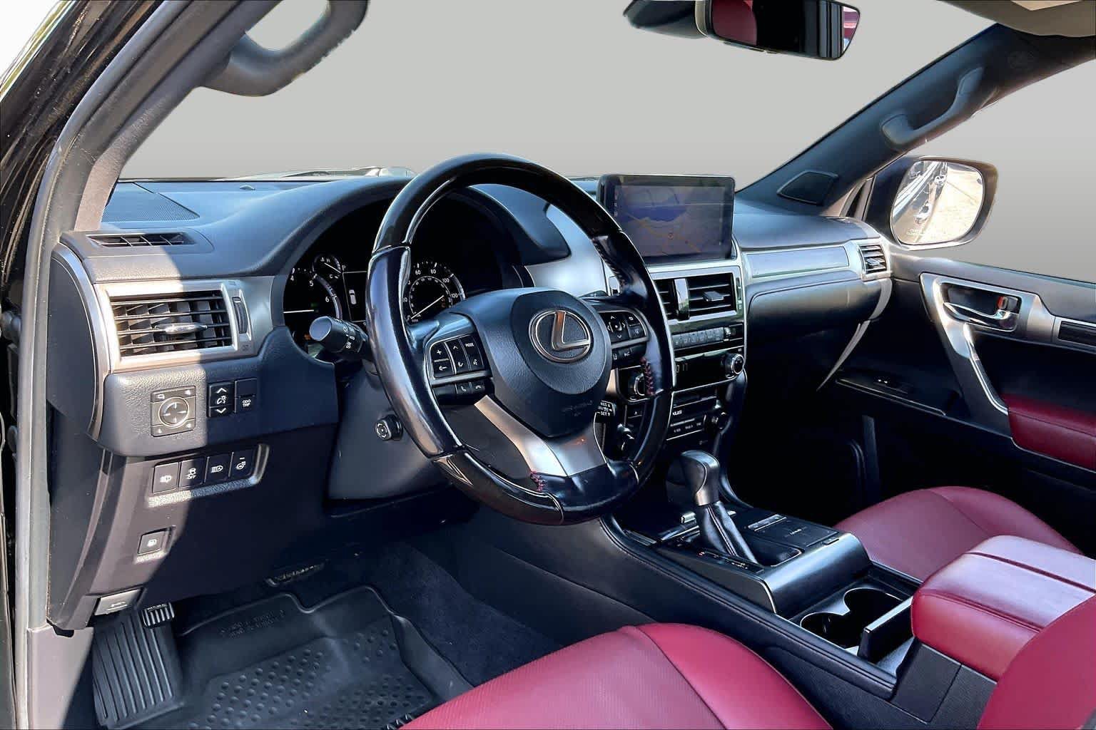 Used 2022 Lexus GX 460 Premium w/ Premium Package AWD/4WD image 16