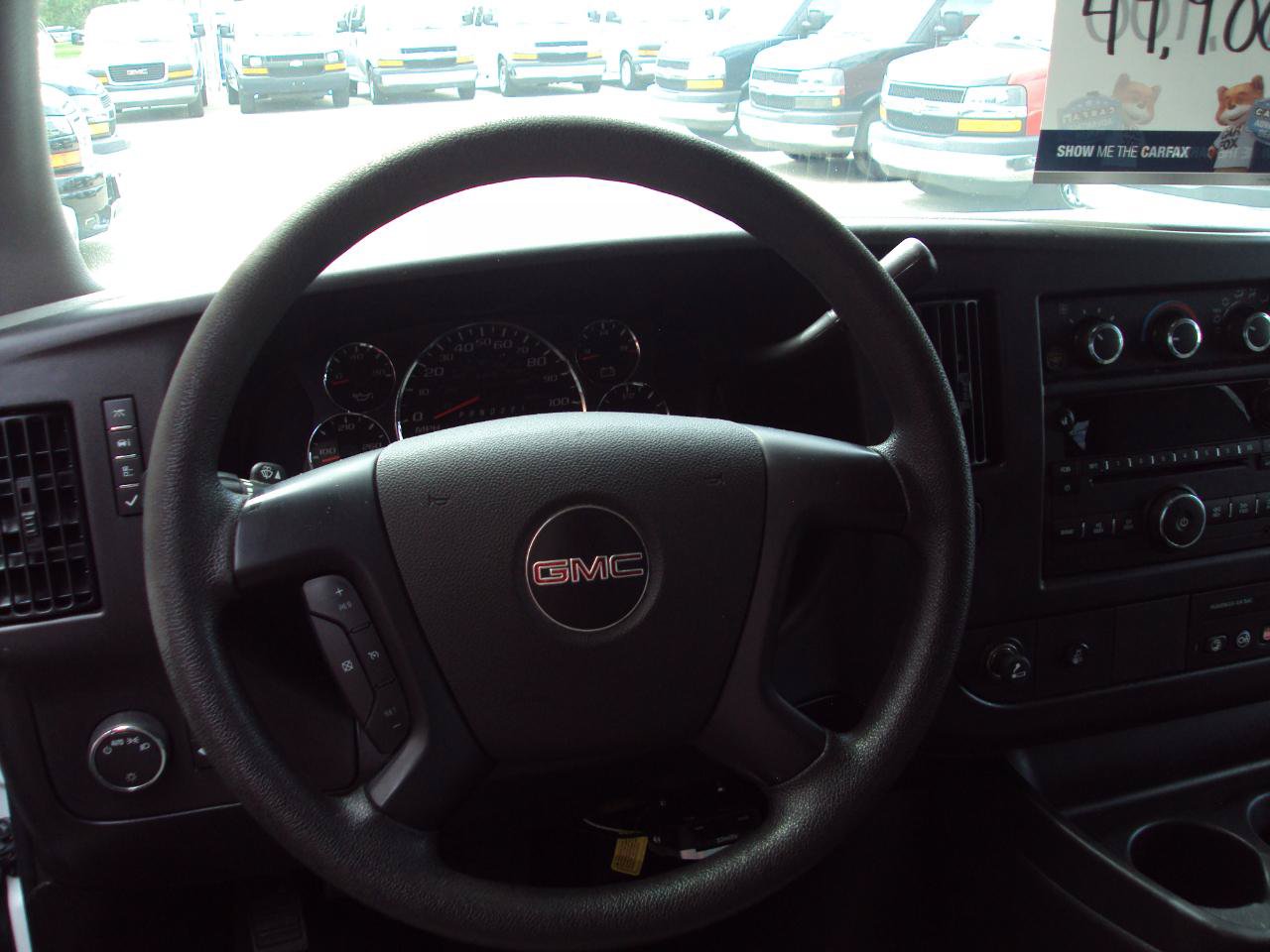 Used 2014 GMC Savana 1500 LT w/ LT Preferred Equipment Group AWD/4WD image 31