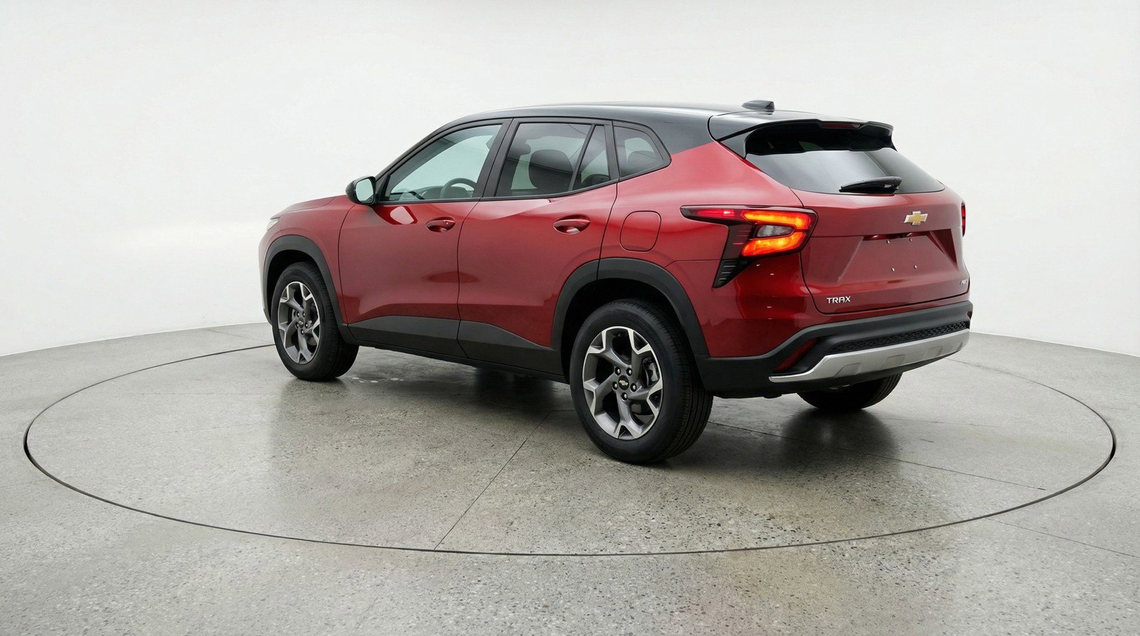 Used 2025 Chevrolet Trax LT image 6