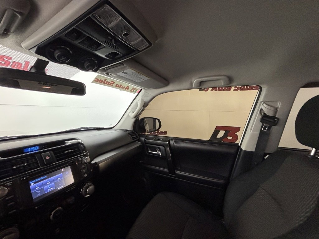 Used 2019 Toyota 4Runner TRD Off-Road image 33