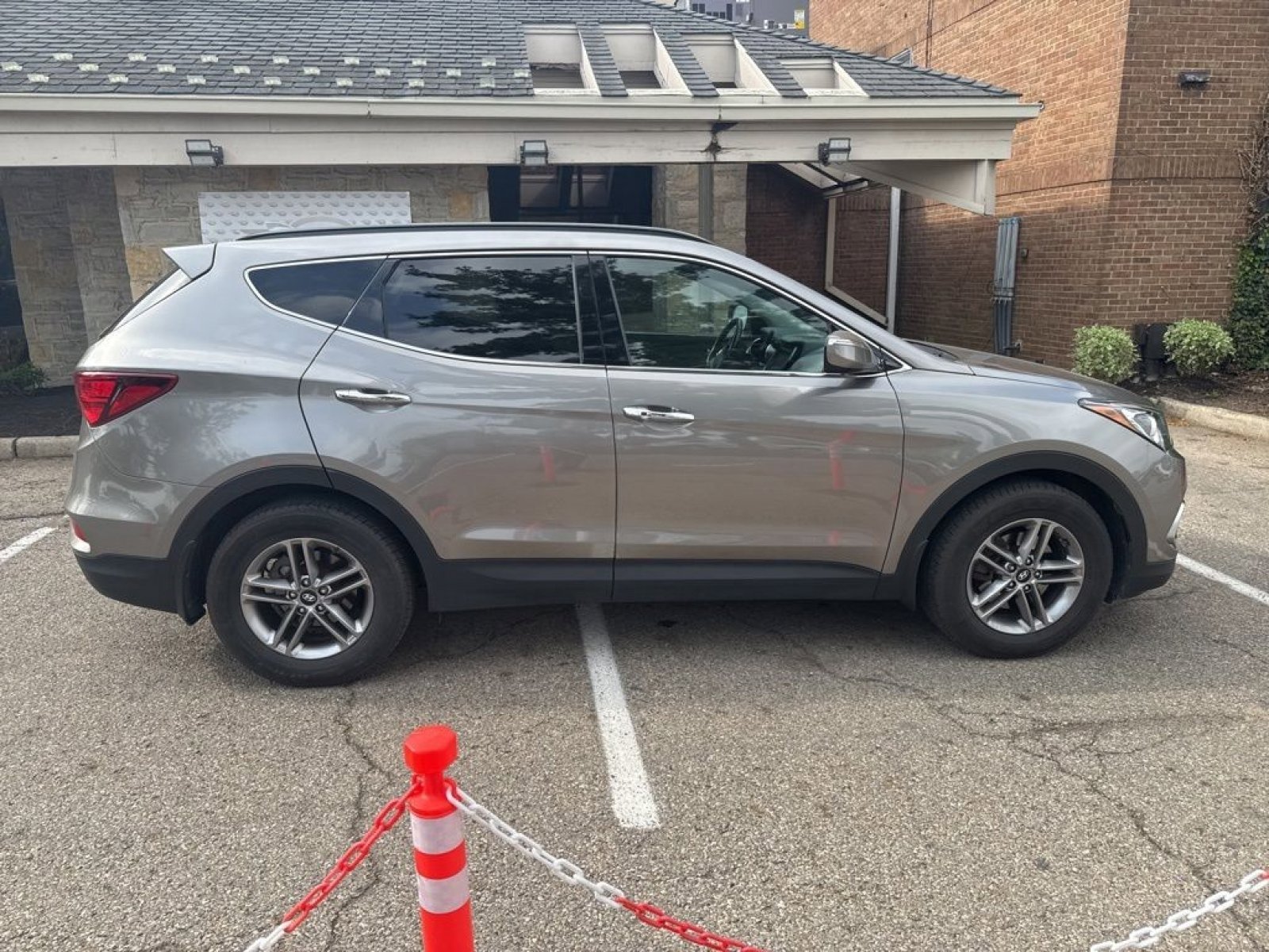 Used 2018 Hyundai Santa Fe Sport w/ 2.4L Tech Package 04 image 10