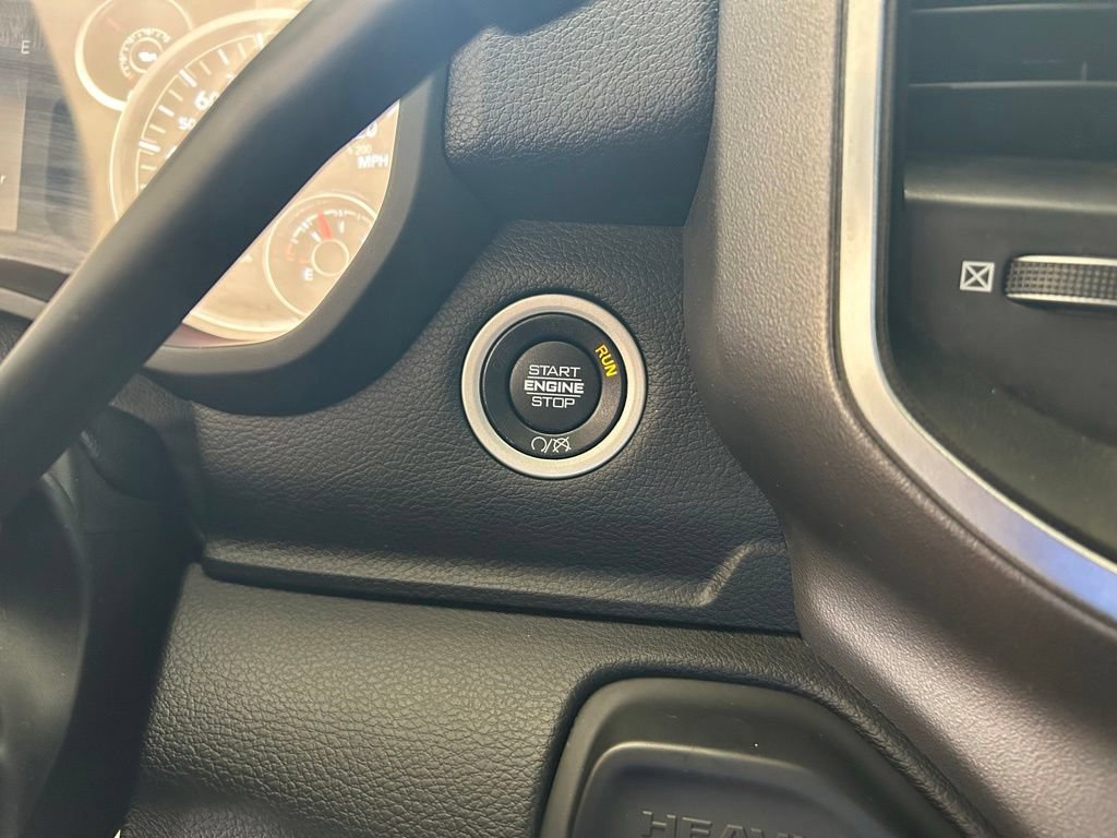 Used 2024 RAM 2500 Big Horn AWD/4WD image 44