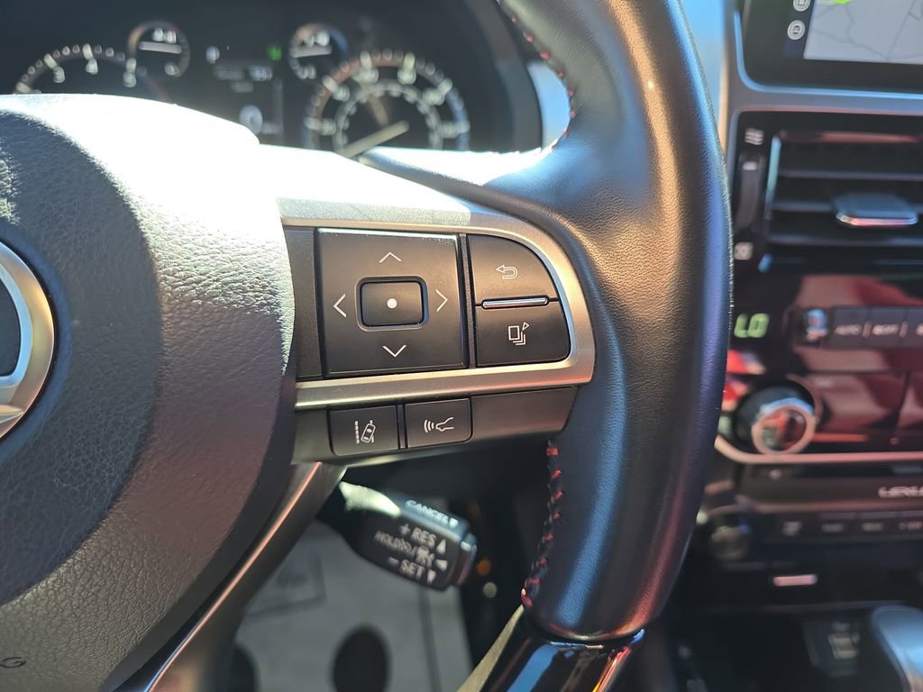 Used 2023 Lexus GX 460 Premium w/ Premium Package image 22