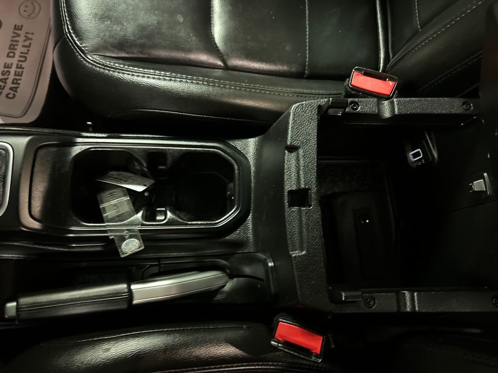 Used 2021 Jeep Wrangler Unlimited Sahara image 21