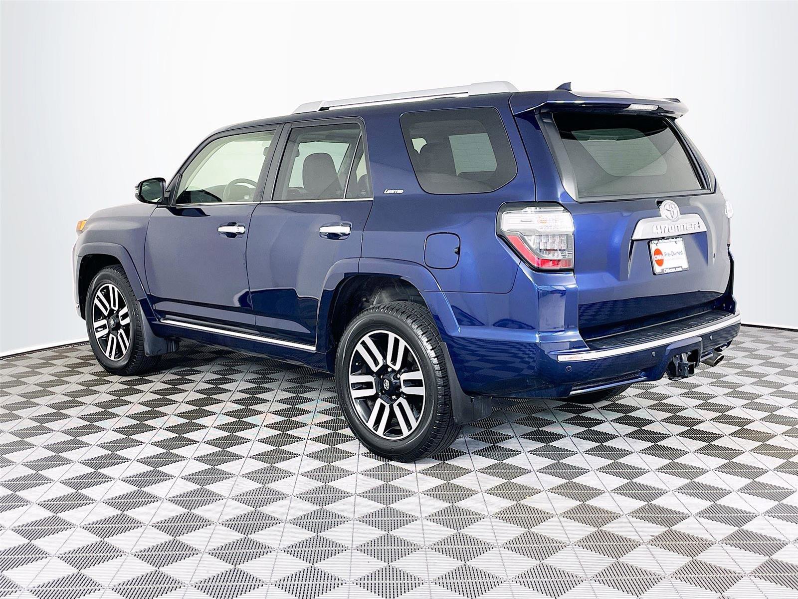 Used 2022 Toyota 4Runner Limited image 6