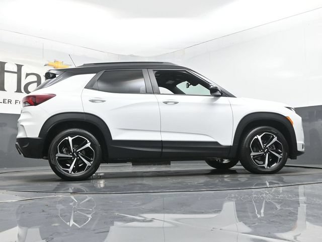 Used 2023 Chevrolet TrailBlazer RS w/ Sun and Liftgate Package AWD/4WD image 55