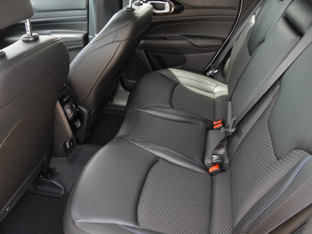 New 2026 Jeep Compass Latitude AWD/4WD image 15
