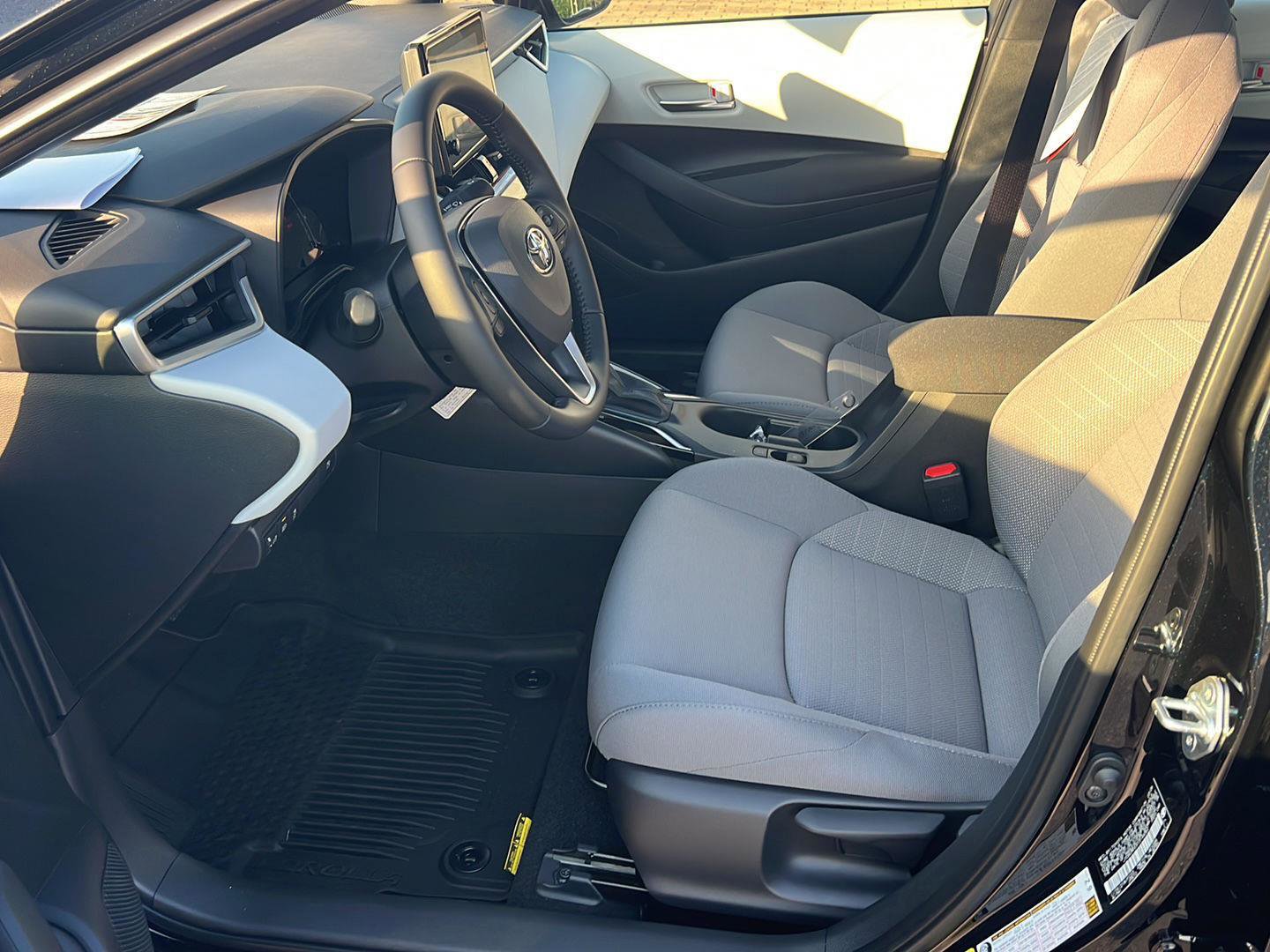 New 2026 Toyota Corolla SE image 10
