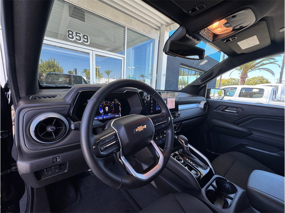 Used 2023 Chevrolet Colorado LT w/ LT Convenience Package II AWD/4WD image 24
