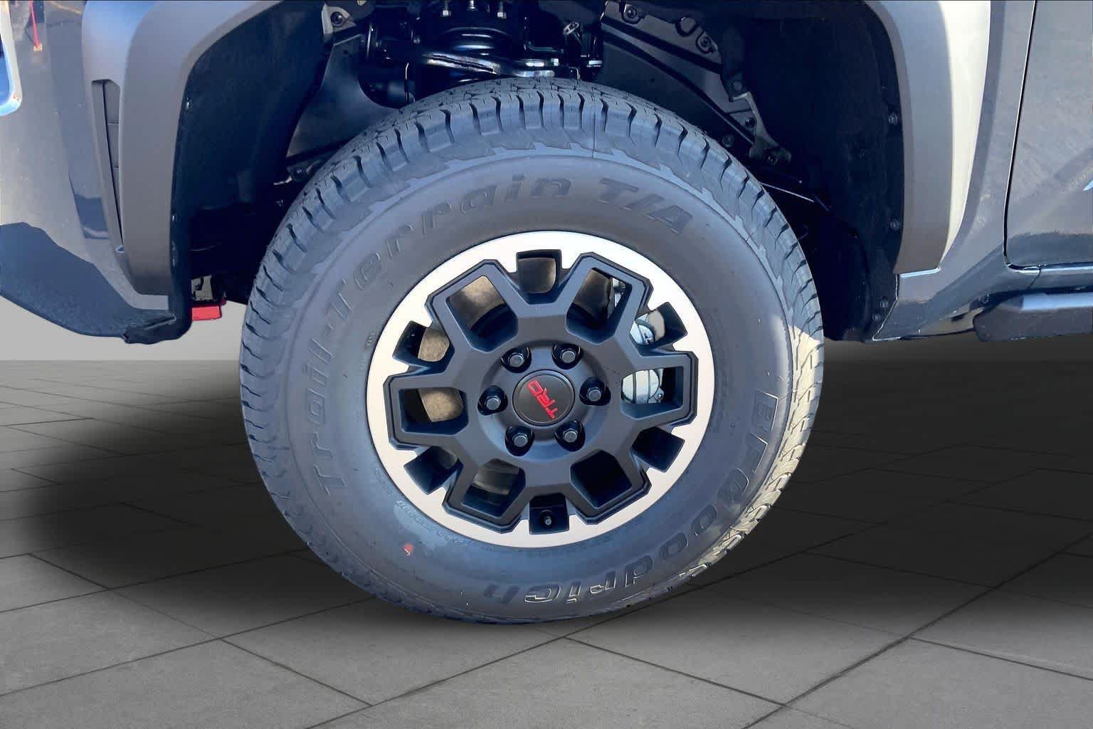 New 2026 Toyota Tacoma TRD Off-Road AWD/4WD image 11