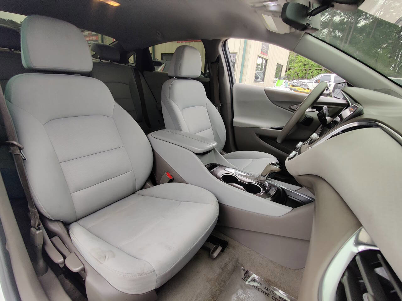 Used 2020 Chevrolet Malibu LT image 5