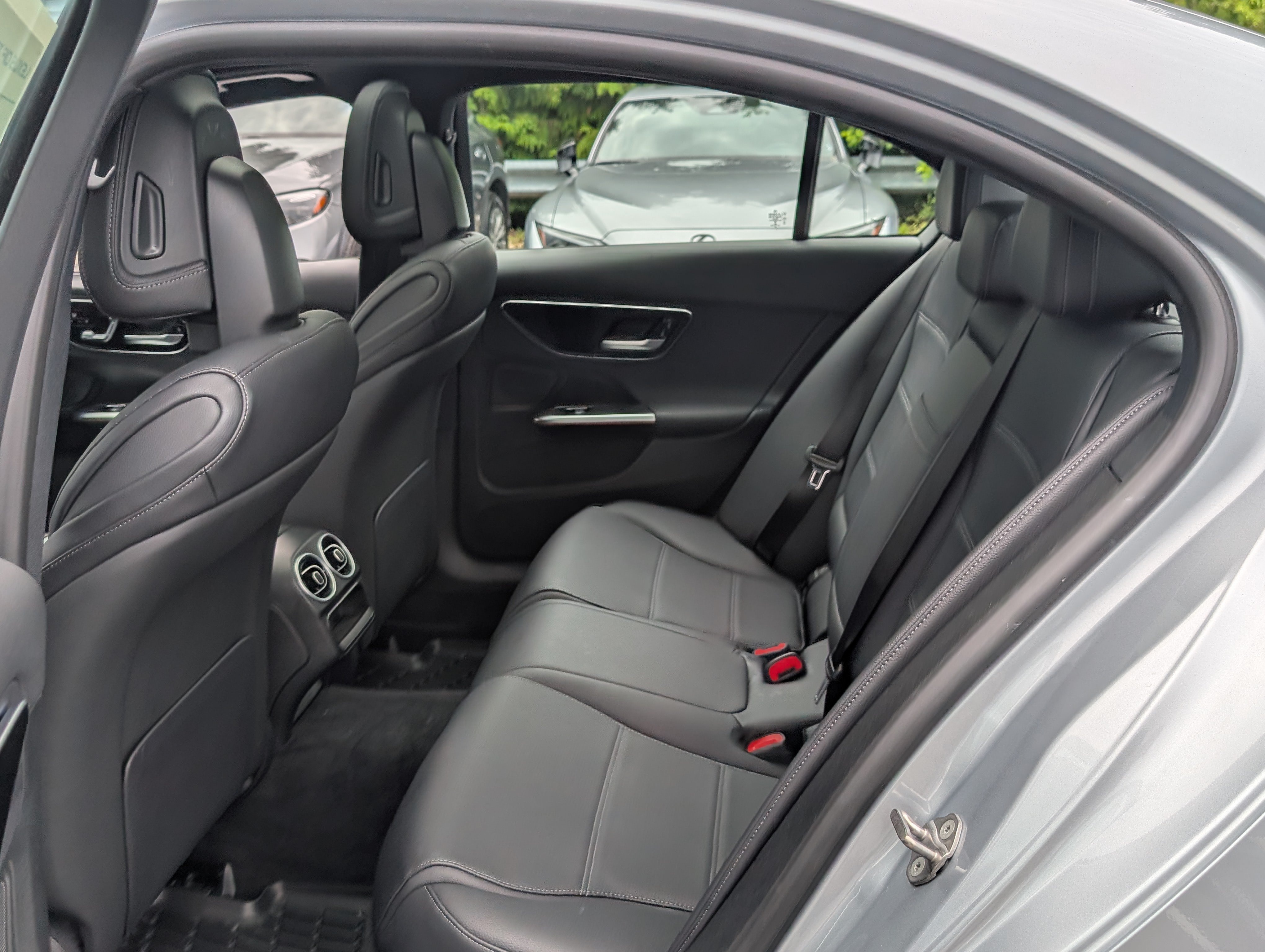 Used 2023 Mercedes-Benz C 300 4MATIC Sedan image 15