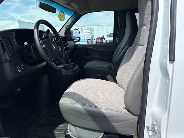 Used 2015 Chevrolet Express 2500 LT w/ LT Preferred Equipment Group RWD image 11