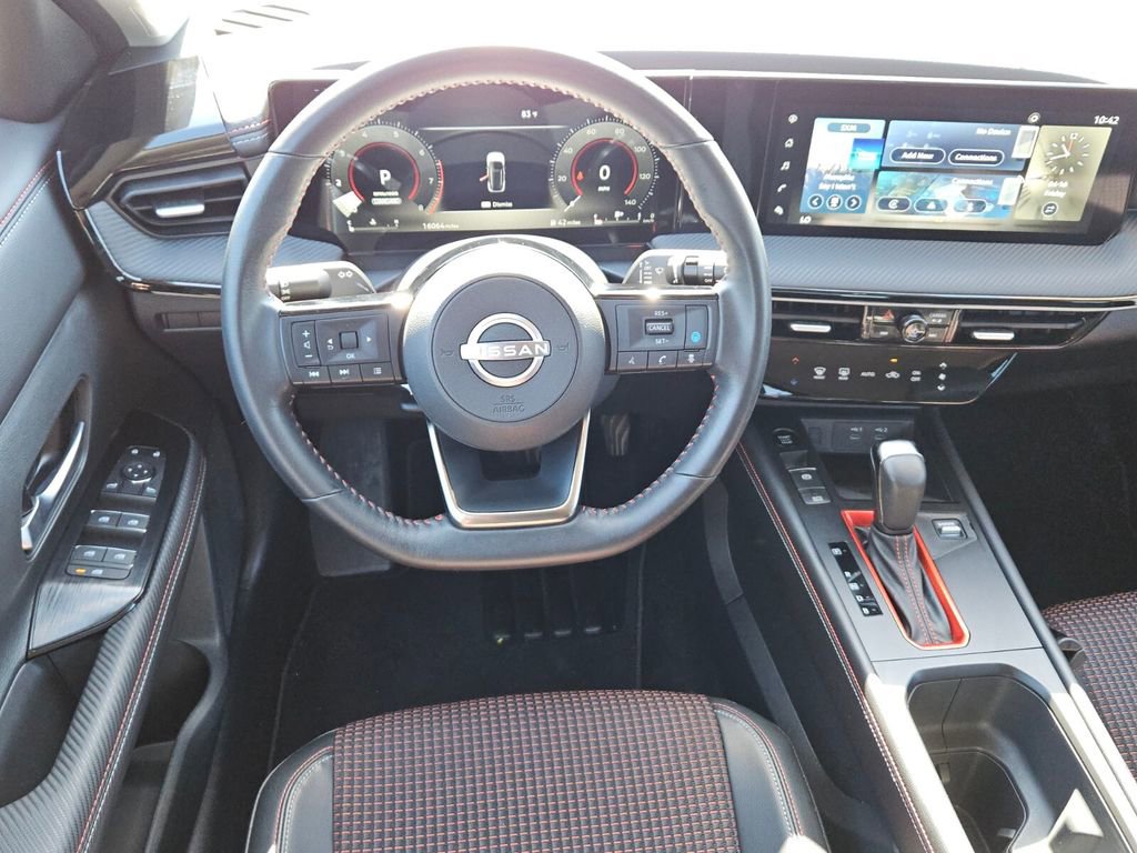 Used 2025 Nissan Kicks SR AWD/4WD image 12
