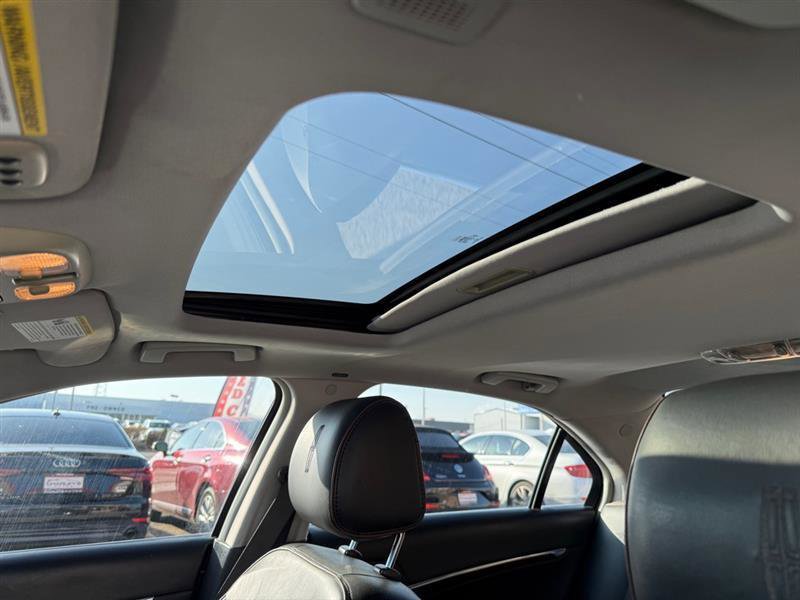 Used 2011 Lincoln MKZ AWD image 9