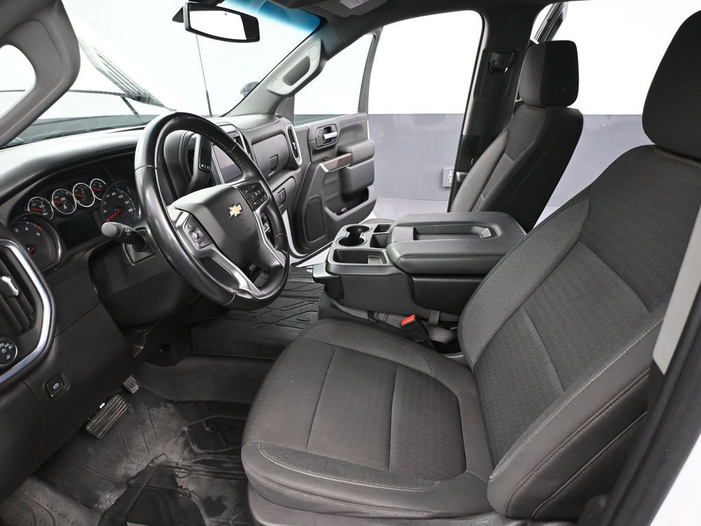 Used 2023 Chevrolet Silverado 2500 LT image 26