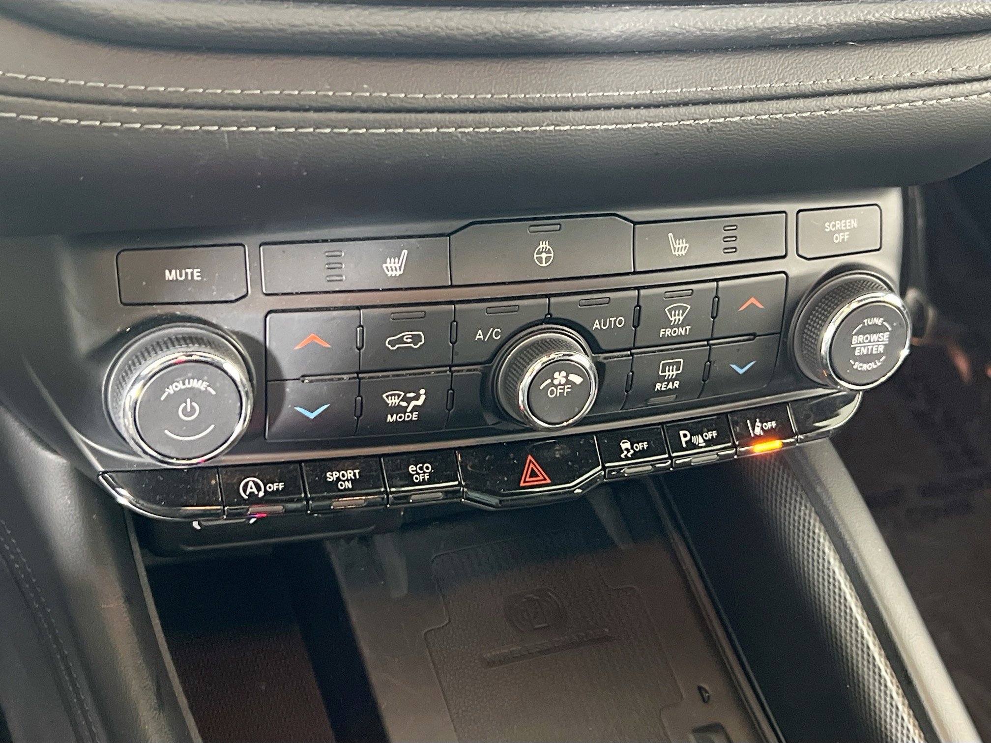 Used 2022 Dodge Durango GT image 16