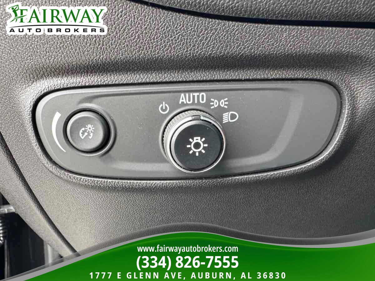 Used 2020 Chevrolet Equinox LT image 16