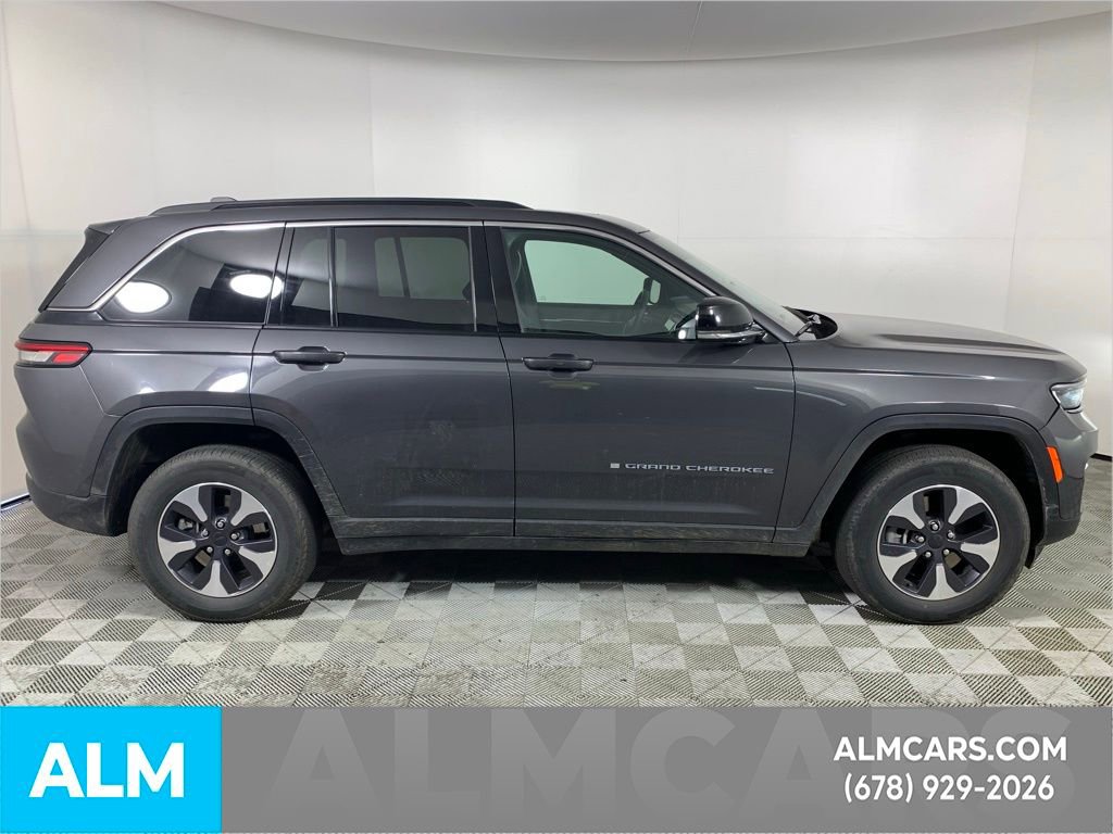 Used 2024 Jeep Grand Cherokee Limited 4xe image 10