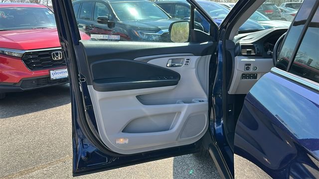 Used 2023 Honda Ridgeline RTL-E image 8