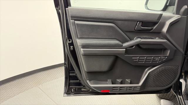 Used 2025 Toyota Tacoma SR5 image 13