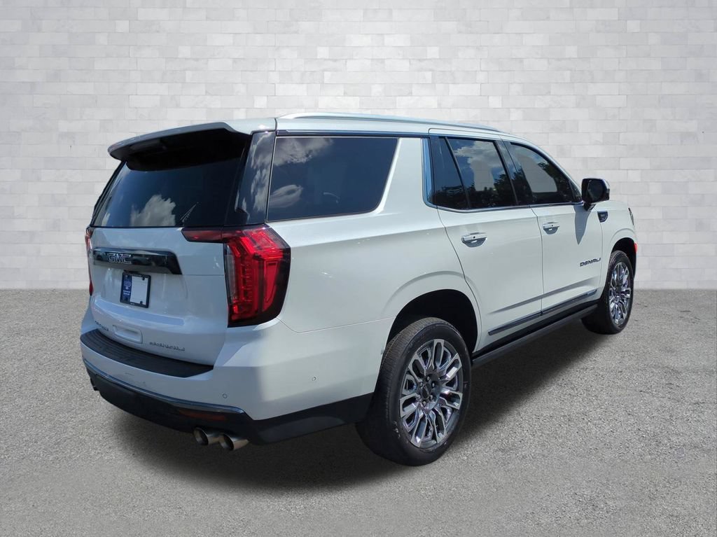 Used 2024 GMC Yukon Denali Ultimate AWD/4WD image 5