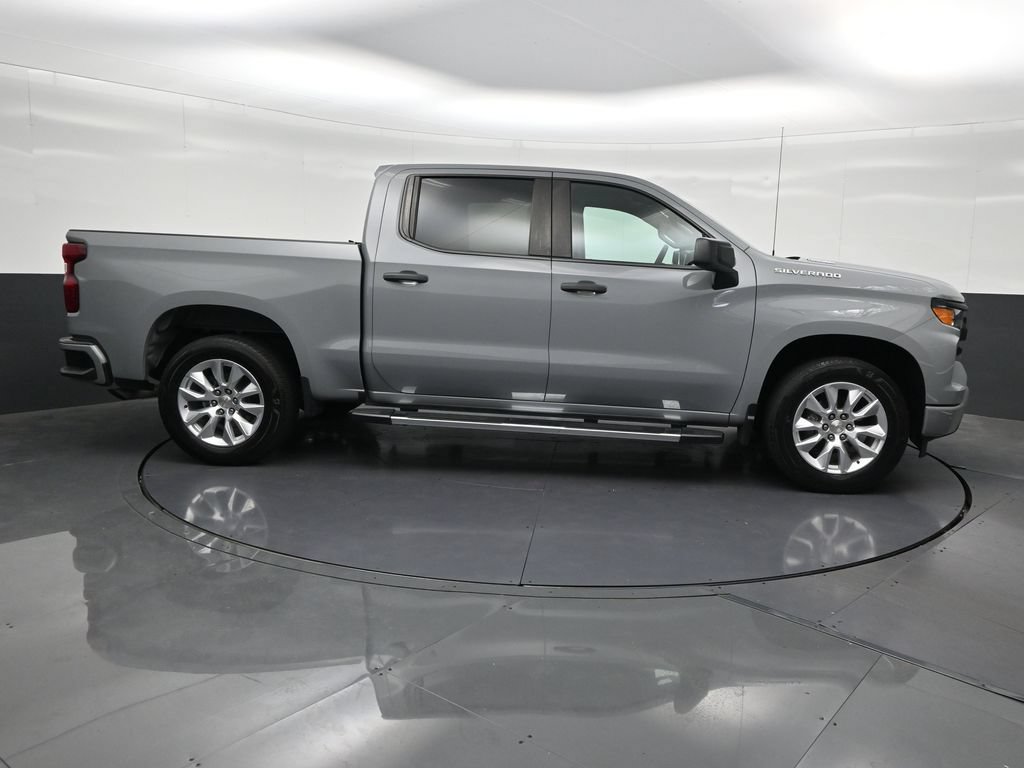 Used 2024 Chevrolet Silverado 1500 Custom RWD image 7