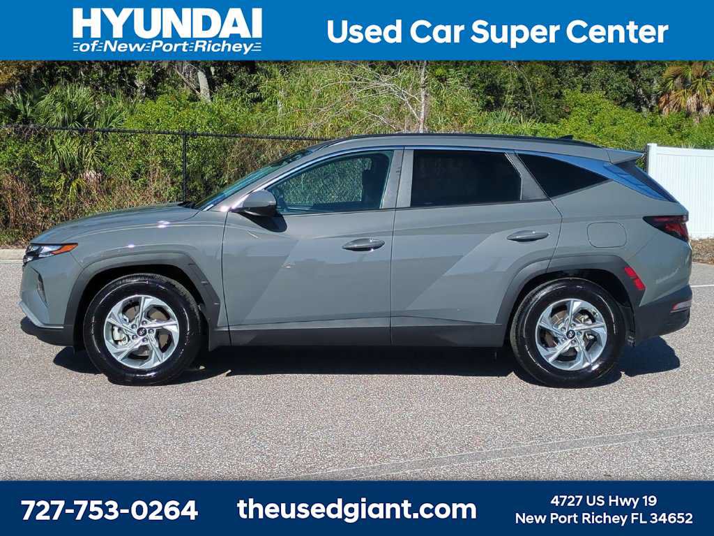 Certified 2024 Hyundai Tucson SEL FWD image 2