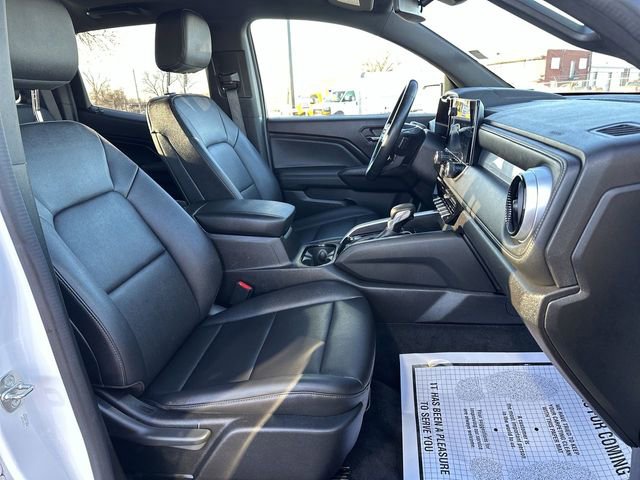 Used 2023 Chevrolet Colorado LT w/ LT Convenience Package III image 29