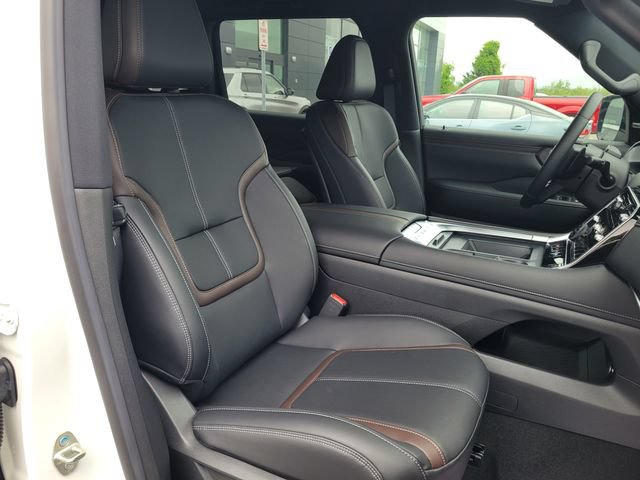 New 2026 Nissan Armada SL w/ Captain's Chari Seat Package AWD/4WD image 42