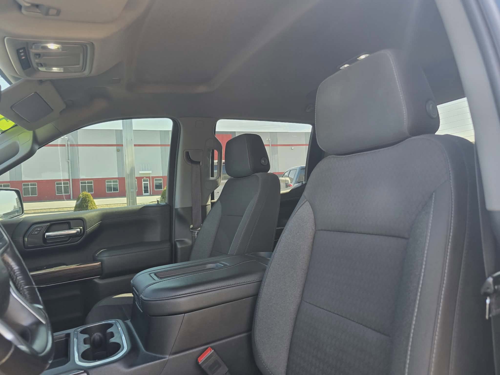 Used 2020 Chevrolet Silverado 1500 RST image 13