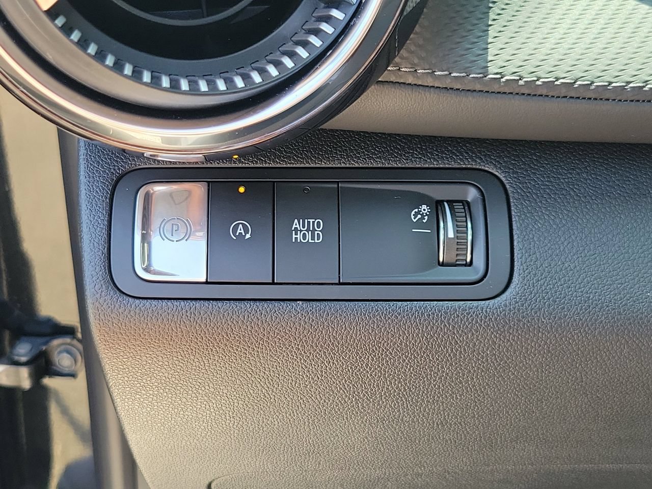 Used 2026 Chevrolet Equinox LT FWD image 29