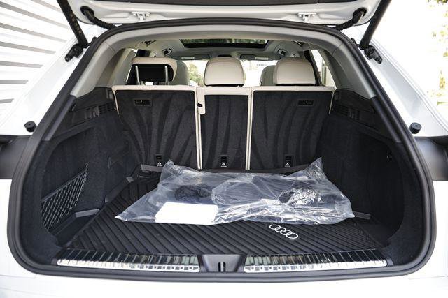 Certified 2025 Audi Q5 Premium image 29