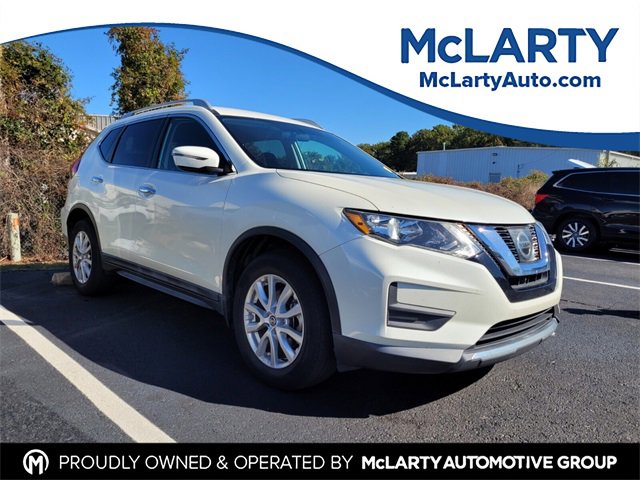 Used 2017 Nissan Rogue SV