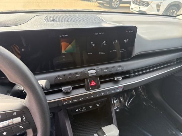 Used 2025 Kia K4 LXS image 23