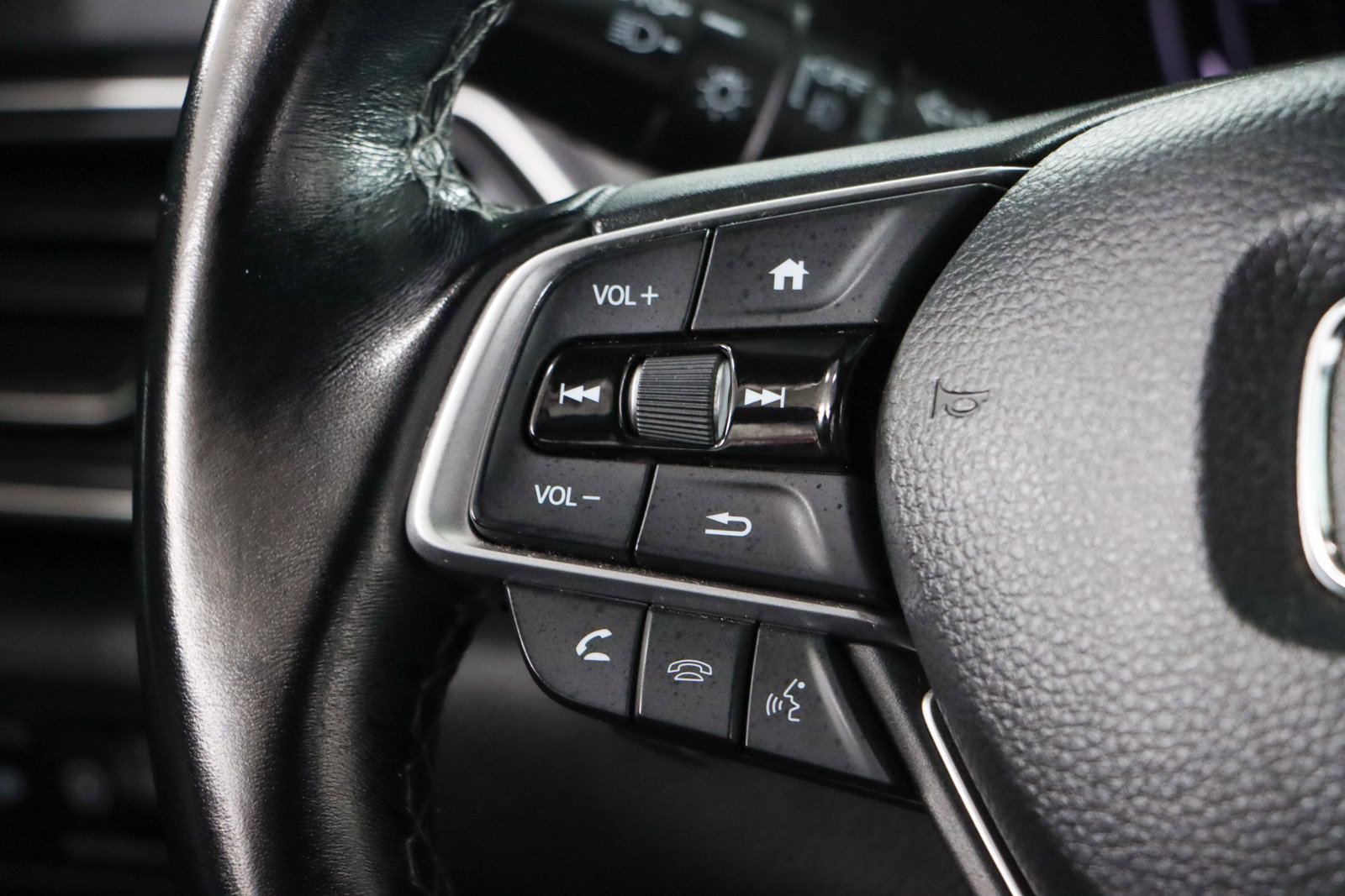 Used 2022 Honda Accord Sport image 13