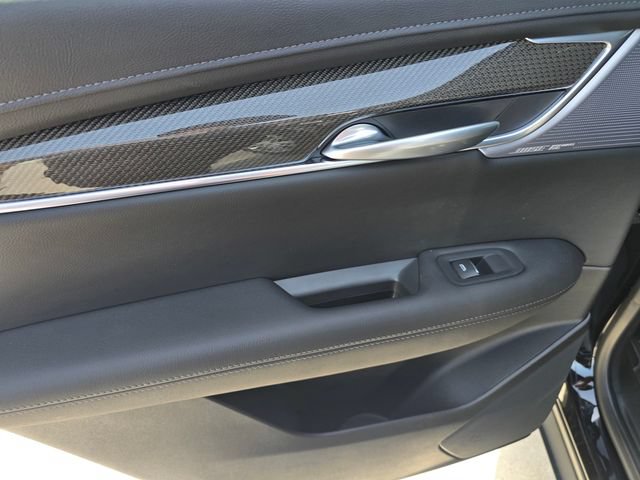 New 2026 Cadillac XT5 Sportv AWD/4WD image 13