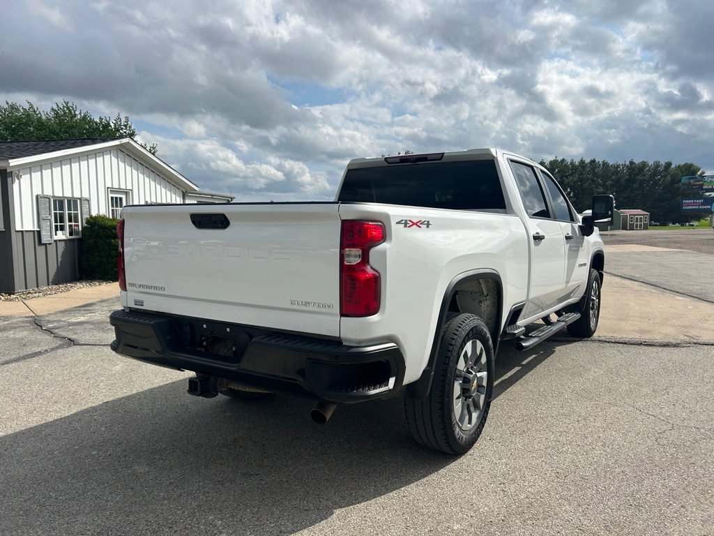 Used 2023 Chevrolet Silverado 2500 Custom w/ Custom Value Package AWD/4WD image 5