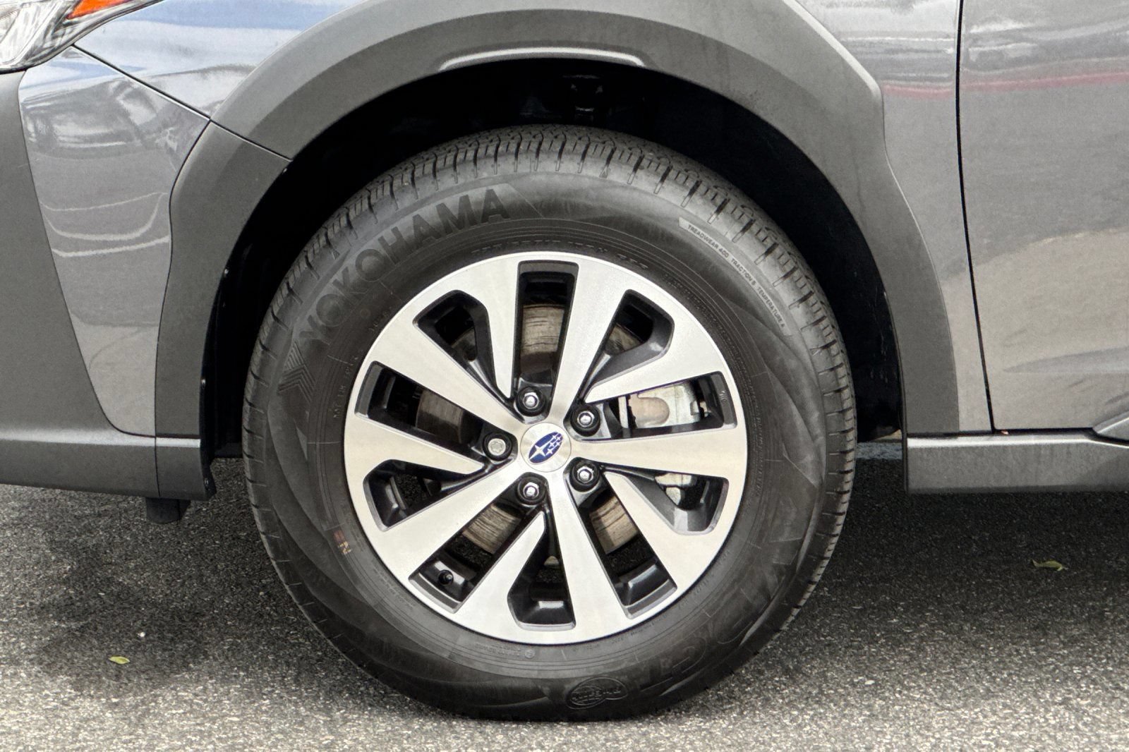 Certified 2025 Subaru Outback Premium AWD/4WD image 30