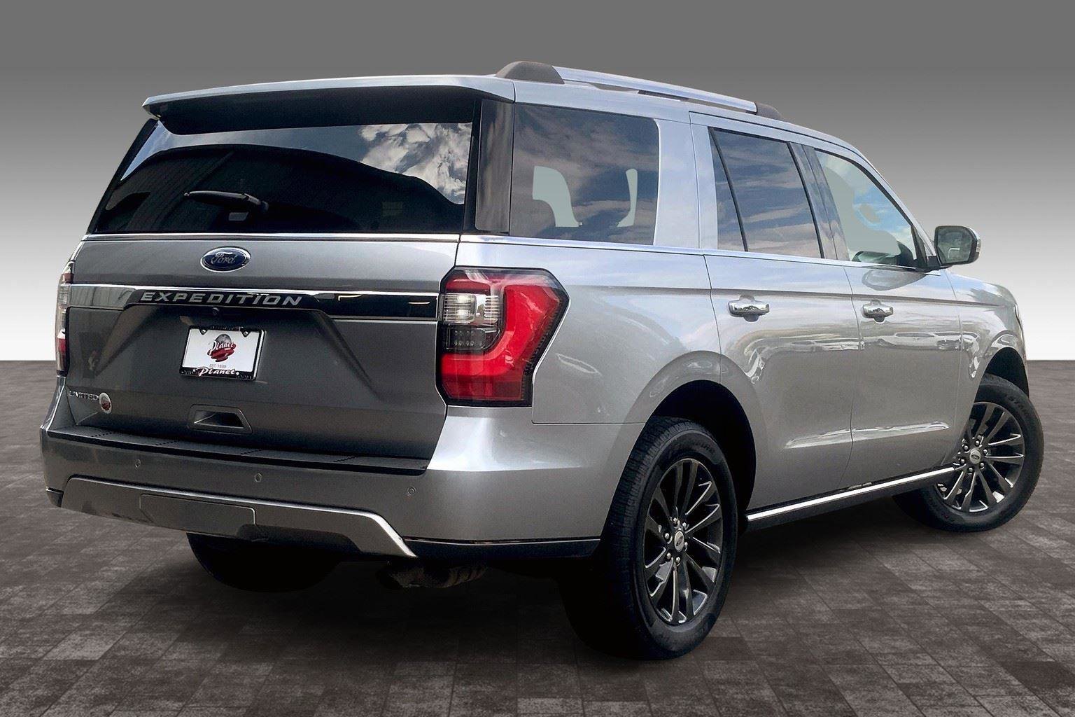 Used 2020 Ford Expedition Limited image 13