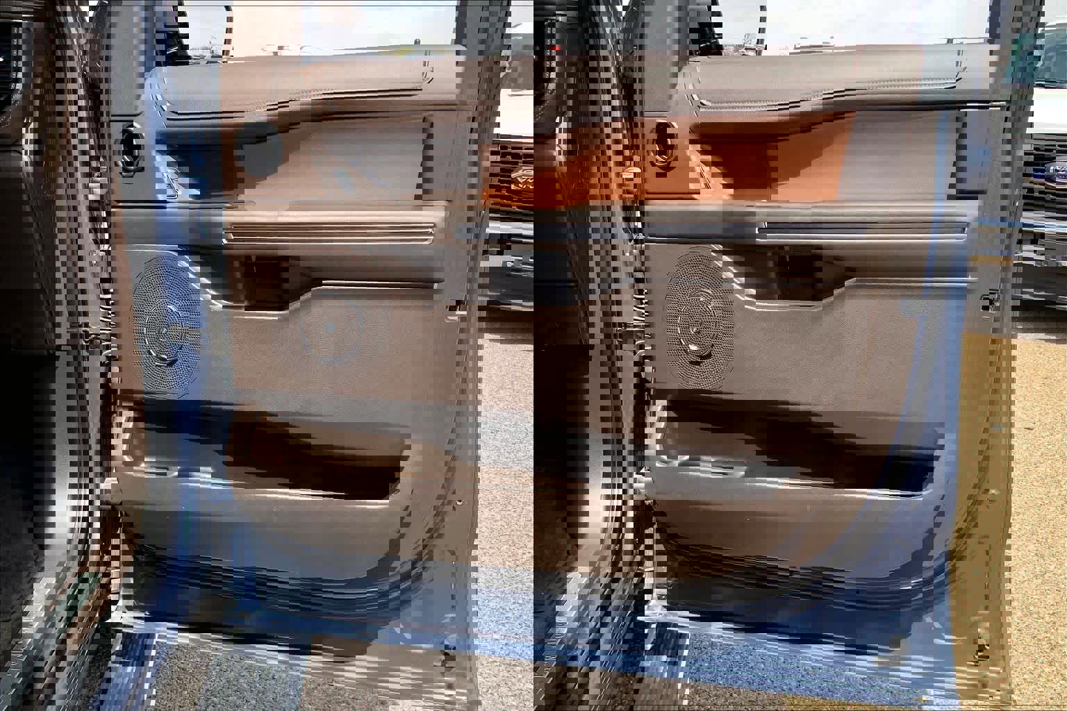 Used 2022 Ford Expedition King Ranch image 22