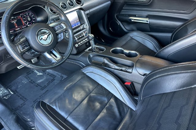 Used 2020 Ford Mustang GT Premium w/ GT Performance Package RWD image 15