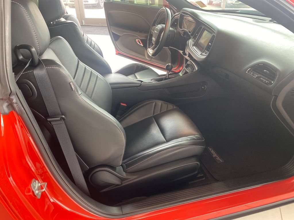 Used 2016 Dodge Challenger SRT Hellcat RWD image 24