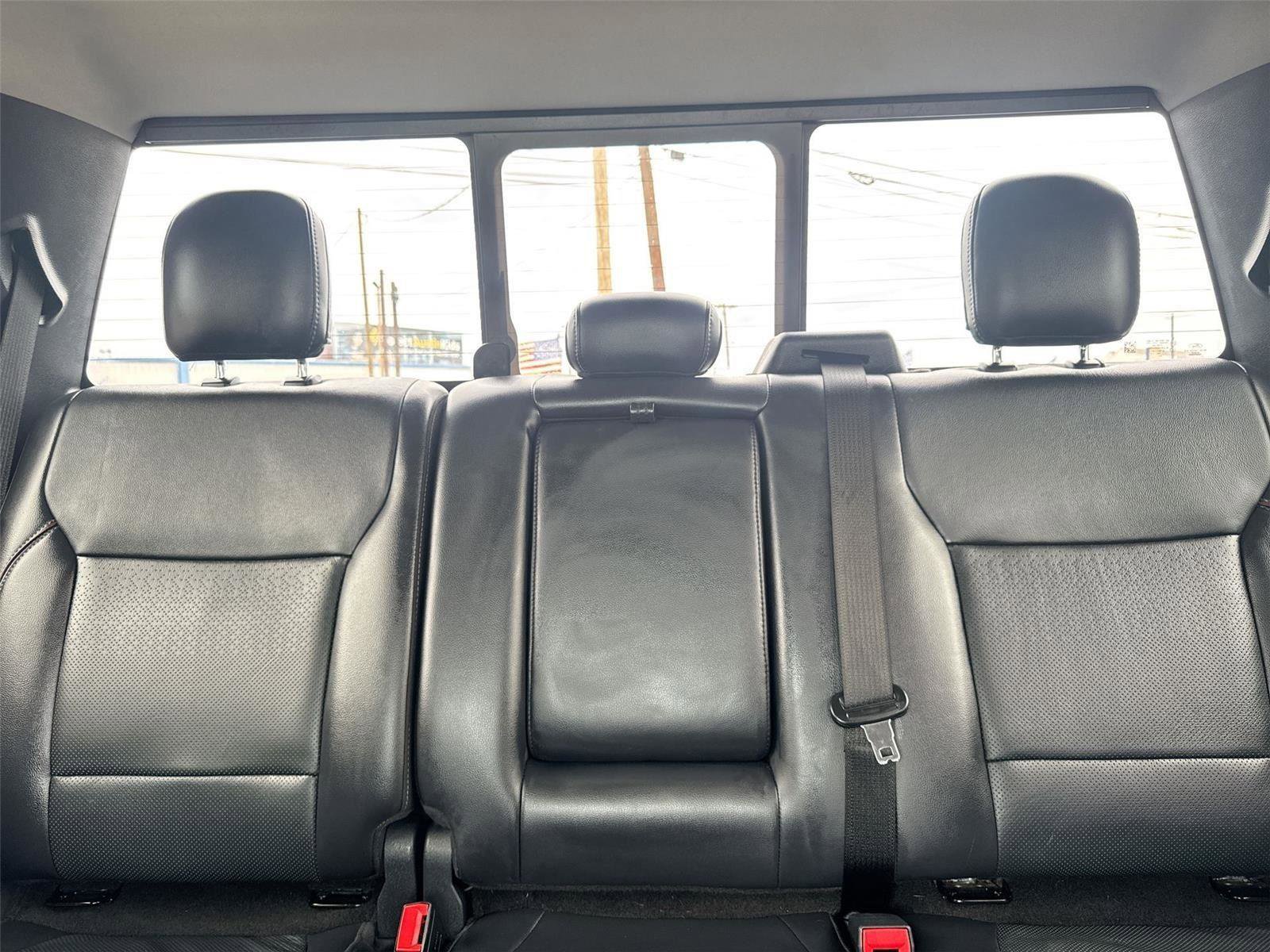 Certified 2021 Ford F150 Lariat w/ Equipment Group 502A High image 26