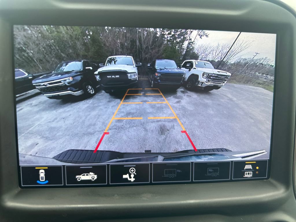 Used 2022 Chevrolet Silverado 3500 LTZ w/ LTZ Plus Package image 17